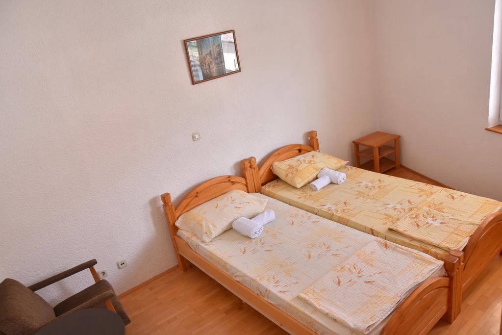אוהריד Apartment And Studio Damjan מראה חיצוני תמונה