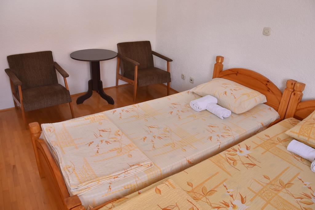 אוהריד Apartment And Studio Damjan מראה חיצוני תמונה