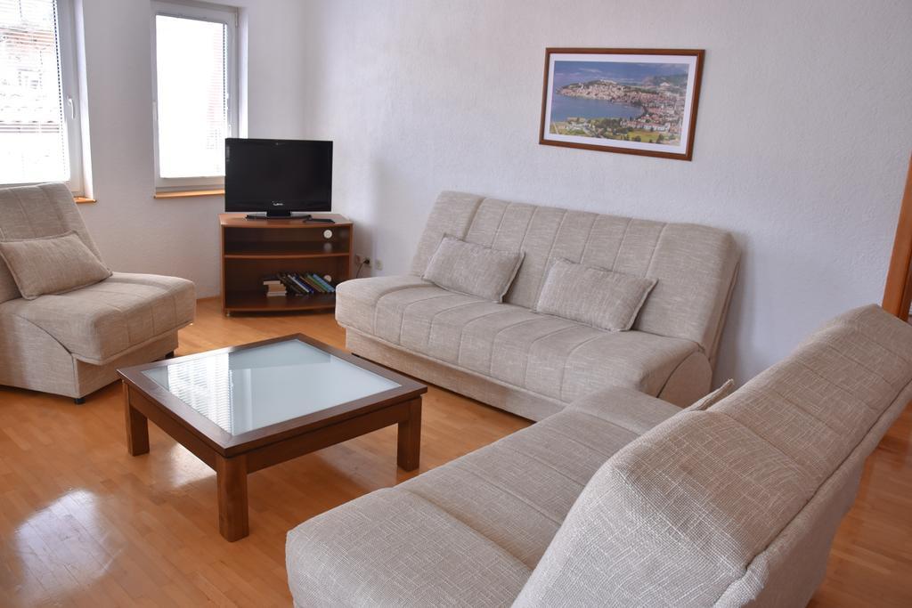 אוהריד Apartment And Studio Damjan מראה חיצוני תמונה