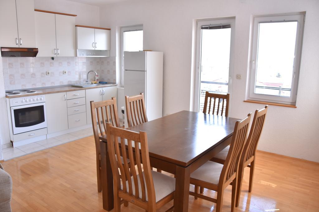 אוהריד Apartment And Studio Damjan מראה חיצוני תמונה
